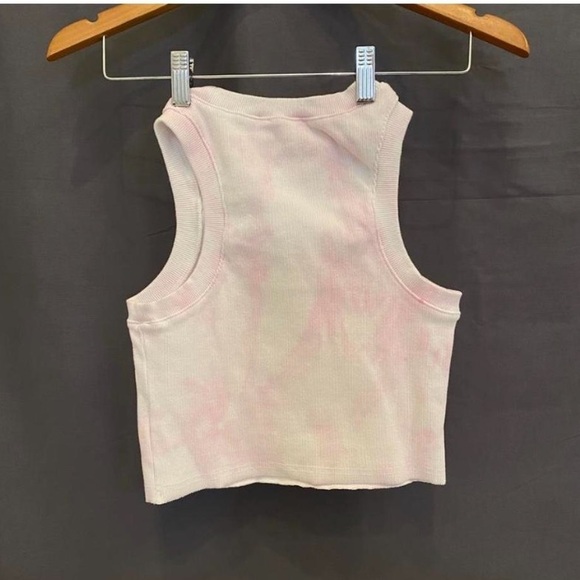 White fox Tank - Picture 2 of 2